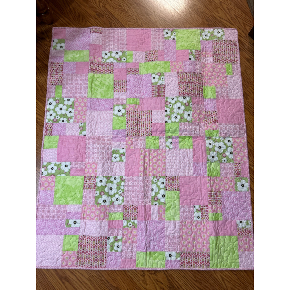 Baby Girl Unbranded Quilt, Baby, Pink & Green 29 x‎ 29 1/2 inches